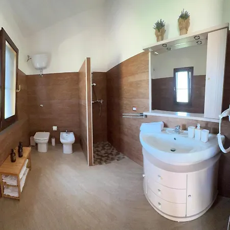 Lugh'e Luna Village Hotel