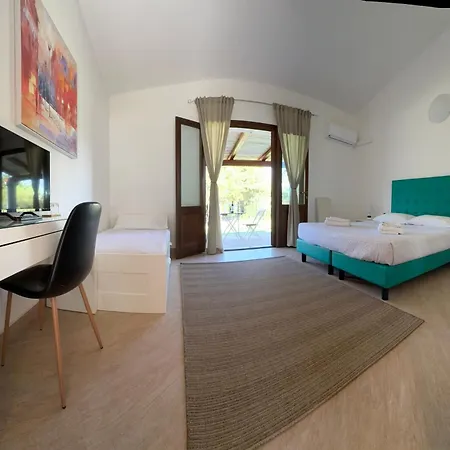 Lugh'e Luna Hotel *