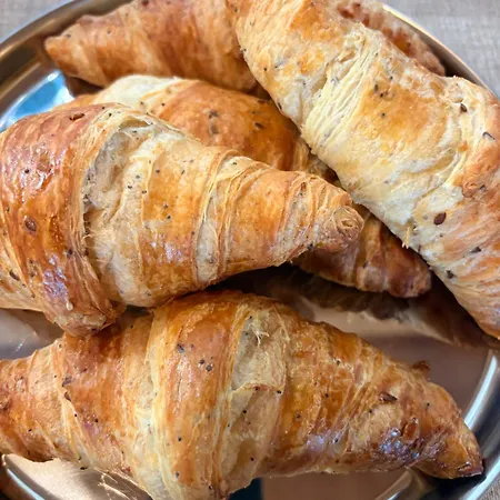 Lugh'e Luna Village מלון *