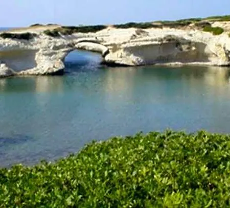 Lugh'e Luna Village Szálloda Narbolia