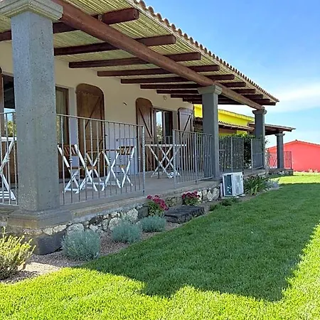 Lugh'e Luna Village Szálloda Narbolia